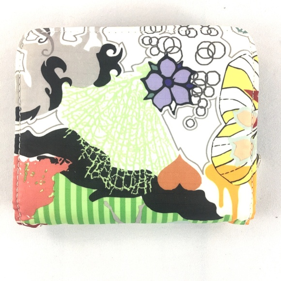 💎SOLD💎LESPORTSAC Floral Bi-Fold Zip Wallet - Picture 2 of 4